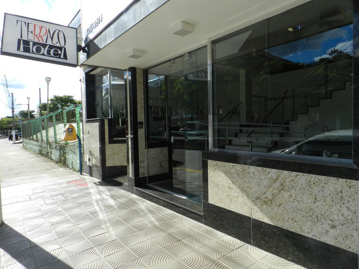 Terraco Hotel Três Pontas Exterior foto