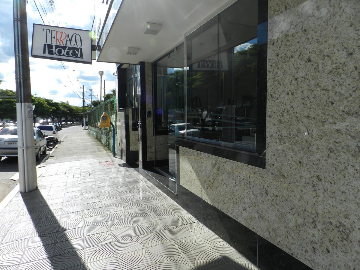 Terraco Hotel Três Pontas Exterior foto
